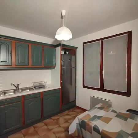 Cheminee, Jardin Et Tranquillite Assuree *